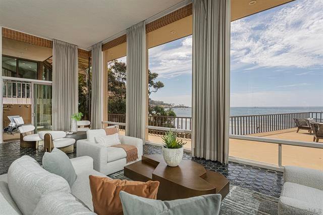 Extraordinary Oceanfront in La Jolla Shores