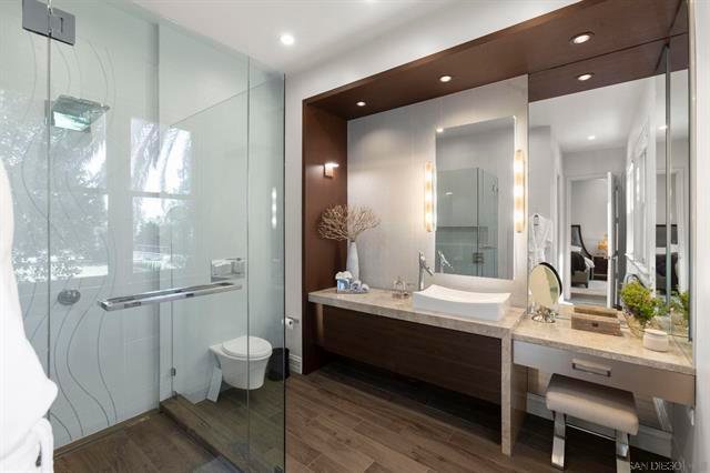 Panoramic Ocean-view Estate