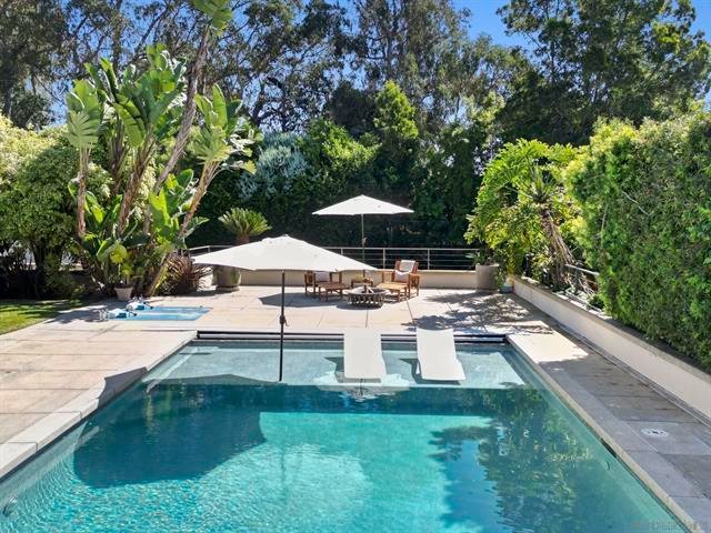 Panoramic Ocean-view Estate