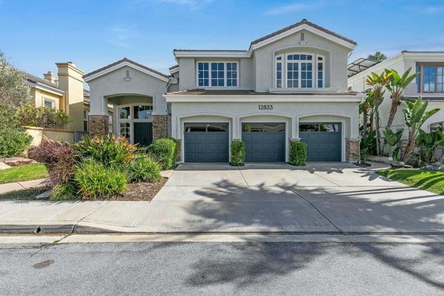Home Nestled On a Quiet cul-de-sac with Stunning Canyon Views