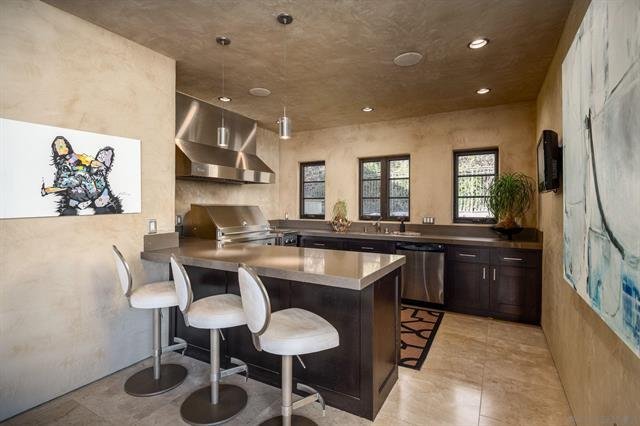 Home Blending Timeless Design with Effortless California Living