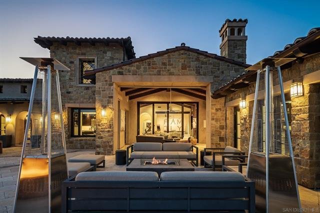 Home Blending Timeless Design with Effortless California Living