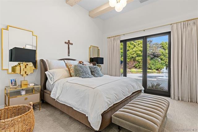 Estate Offering Privacy, Space and Stunning Southwest Views