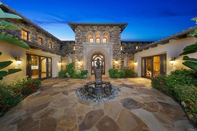 Extraordinary, Private Single-level Estate