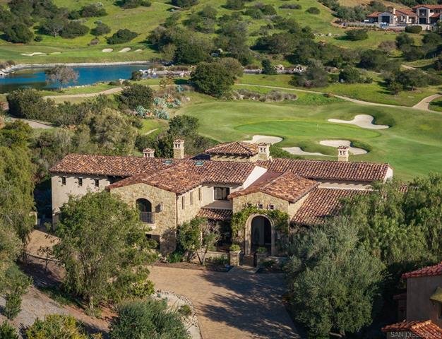 Home Blending Timeless Design with Effortless California Living