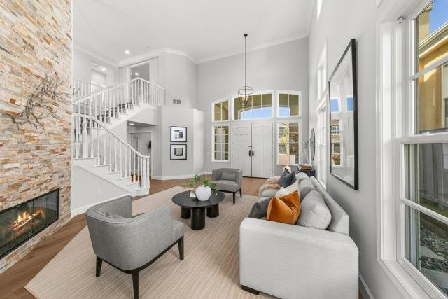 Home Nestled On a Quiet cul-de-sac with Stunning Canyon Views