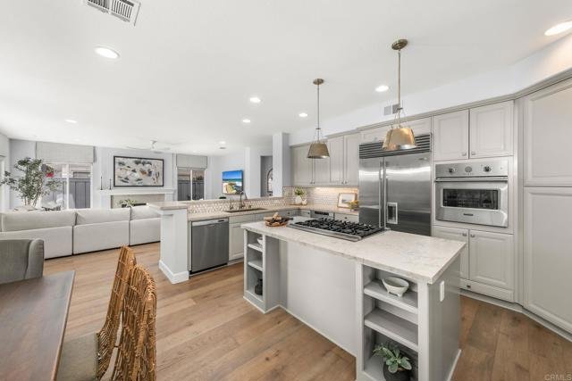 Home Nestled On a Quiet cul-de-sac with Stunning Canyon Views