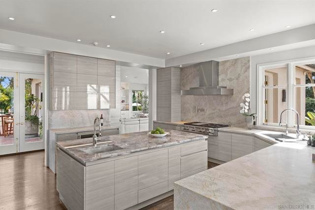 Panoramic Ocean-view Estate