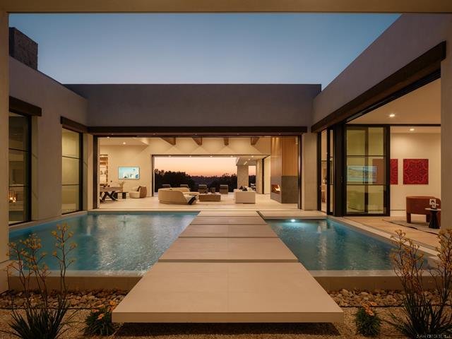 AER, A Newly Completed Architectural Estate