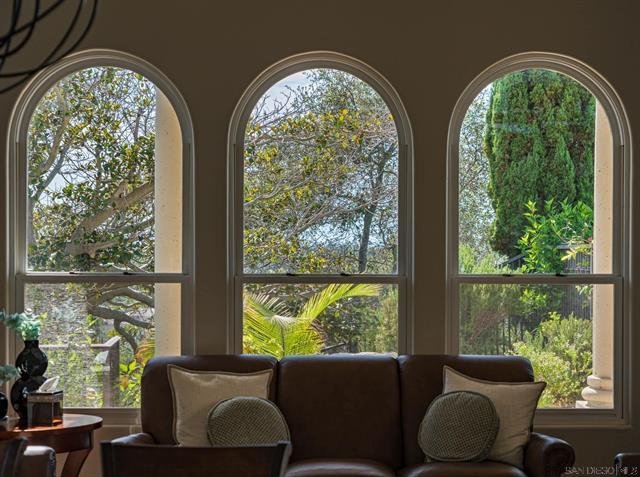 Estate with Breathtaking 360-degree Views