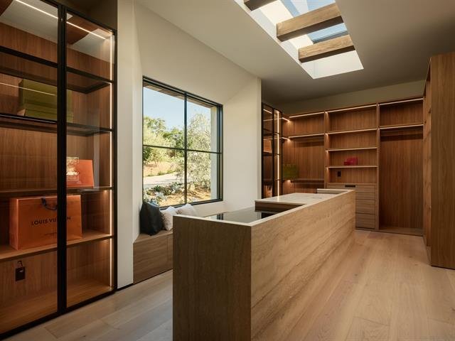 AER, A Newly Completed Architectural Estate