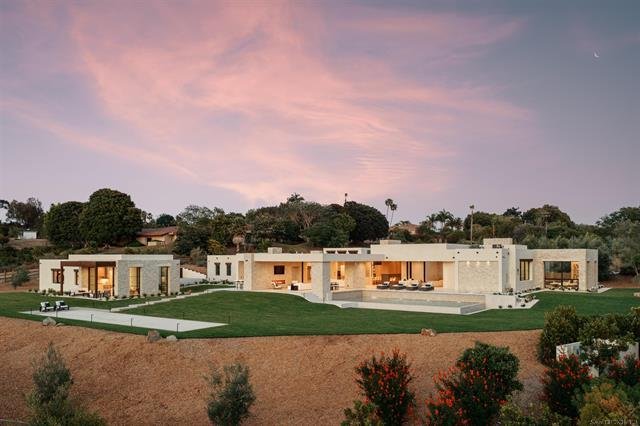 AER, A Newly Completed Architectural Estate