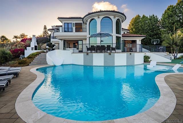 Extraordinary Custom Estate