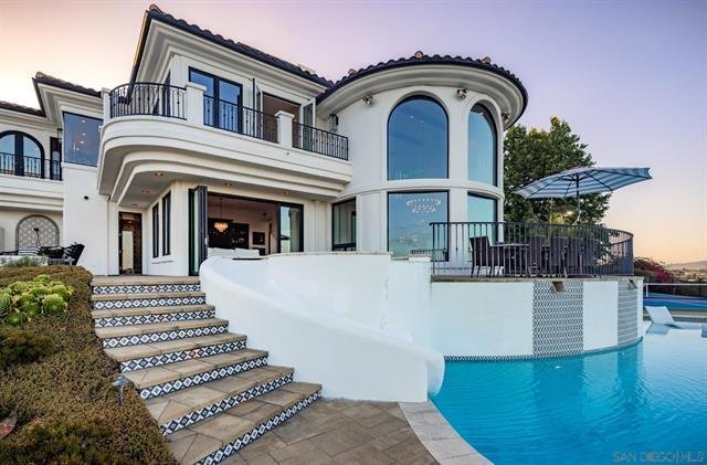 Extraordinary Custom Estate