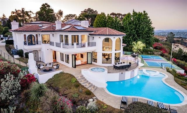 Extraordinary Custom Estate