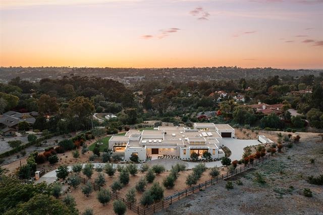 AER, A Newly Completed Architectural Estate