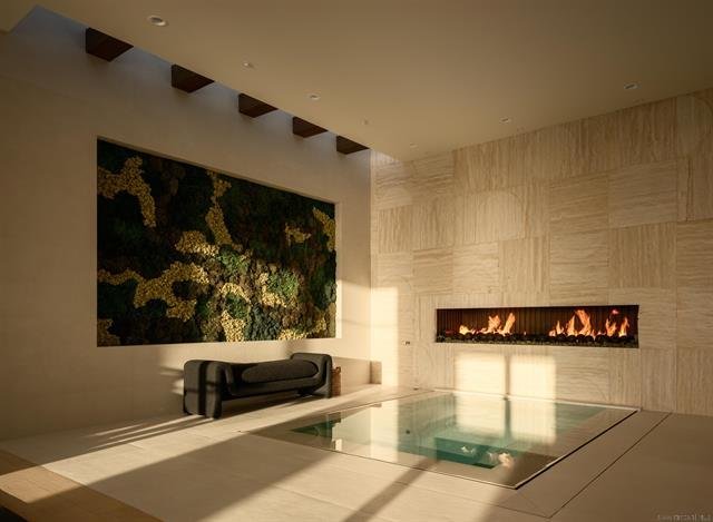 AER, A Newly Completed Architectural Estate